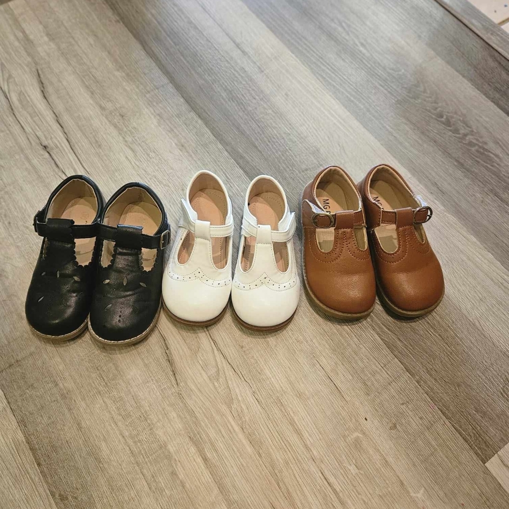 Little girls shoes